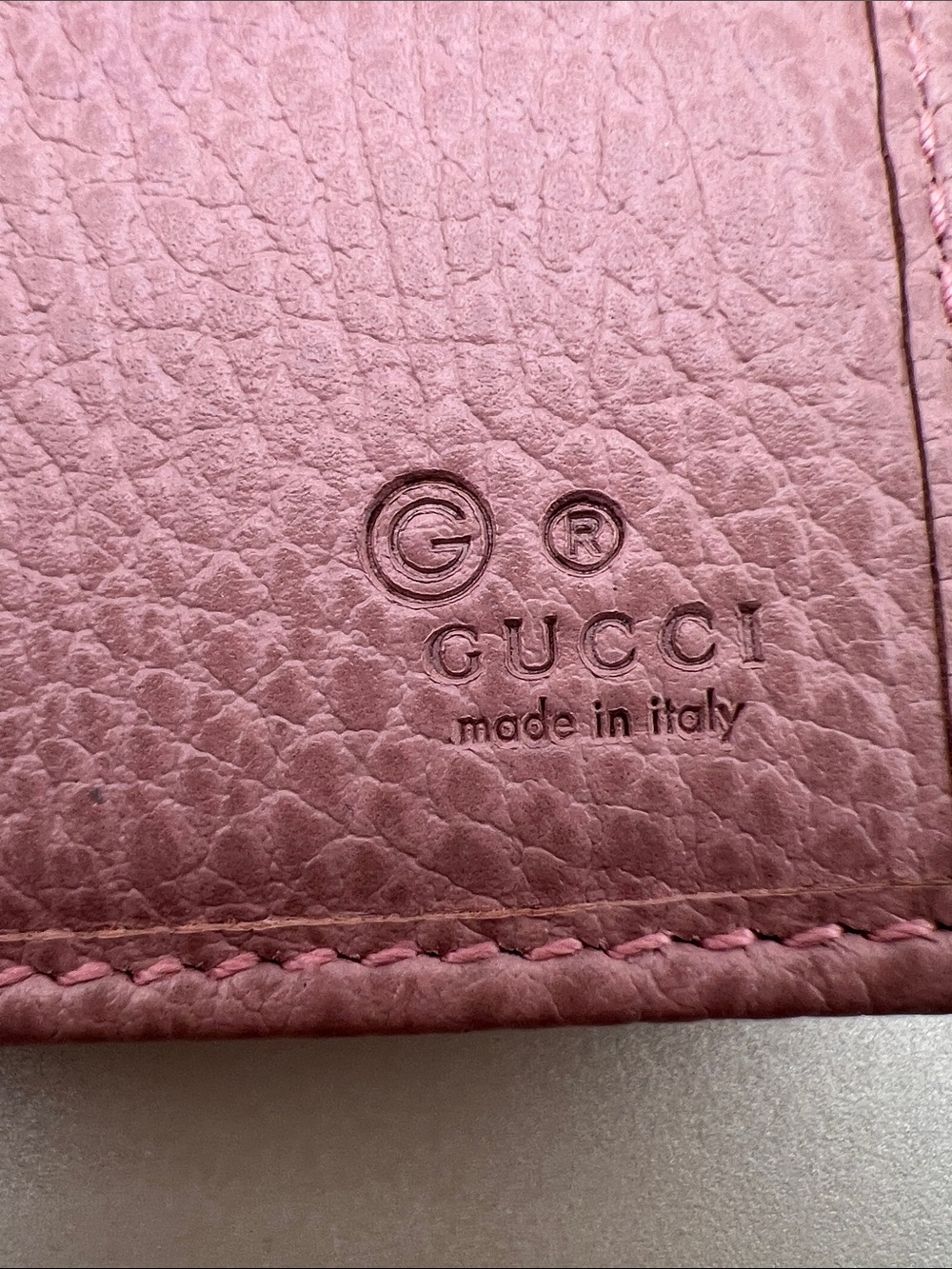 Gucci Beige GG Canvas Continental Long Wallet with Pink Leather Trim Bifold GC - Picture 10 of 17